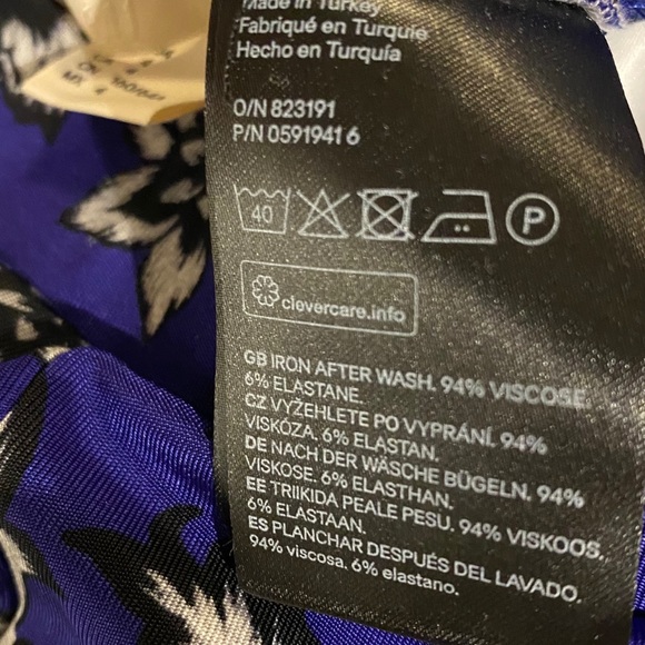 Printed Leggings with foot straps - Picture 7 of 10